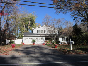 115 Dunhams Corner